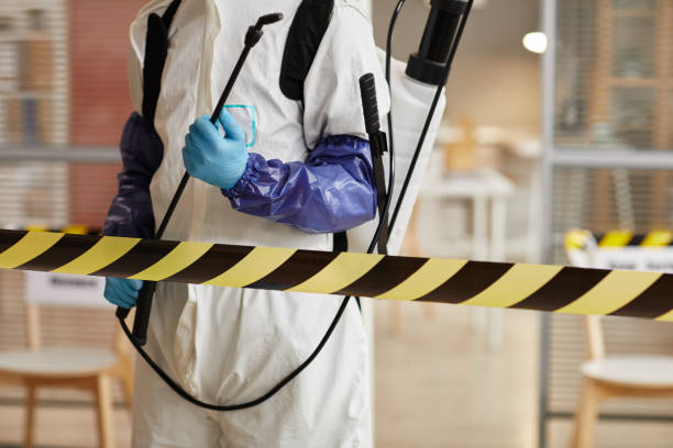 Professional Trauma Scene Cleanup technician working in Roanoke, IN